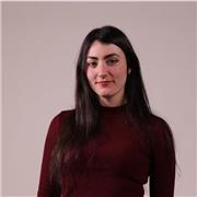 Me implico en el aprendizaje del alumno, adapto las materias a sus necesidades de forma que pueda asimilarlas bien y que a la vez, se le haga ameno